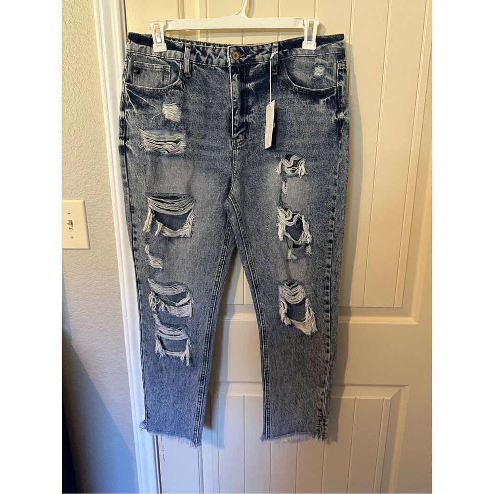 NWT KanCan High Rise Distressed Ankle Skinny Jeans - Size 15 / 31 - KC5201M